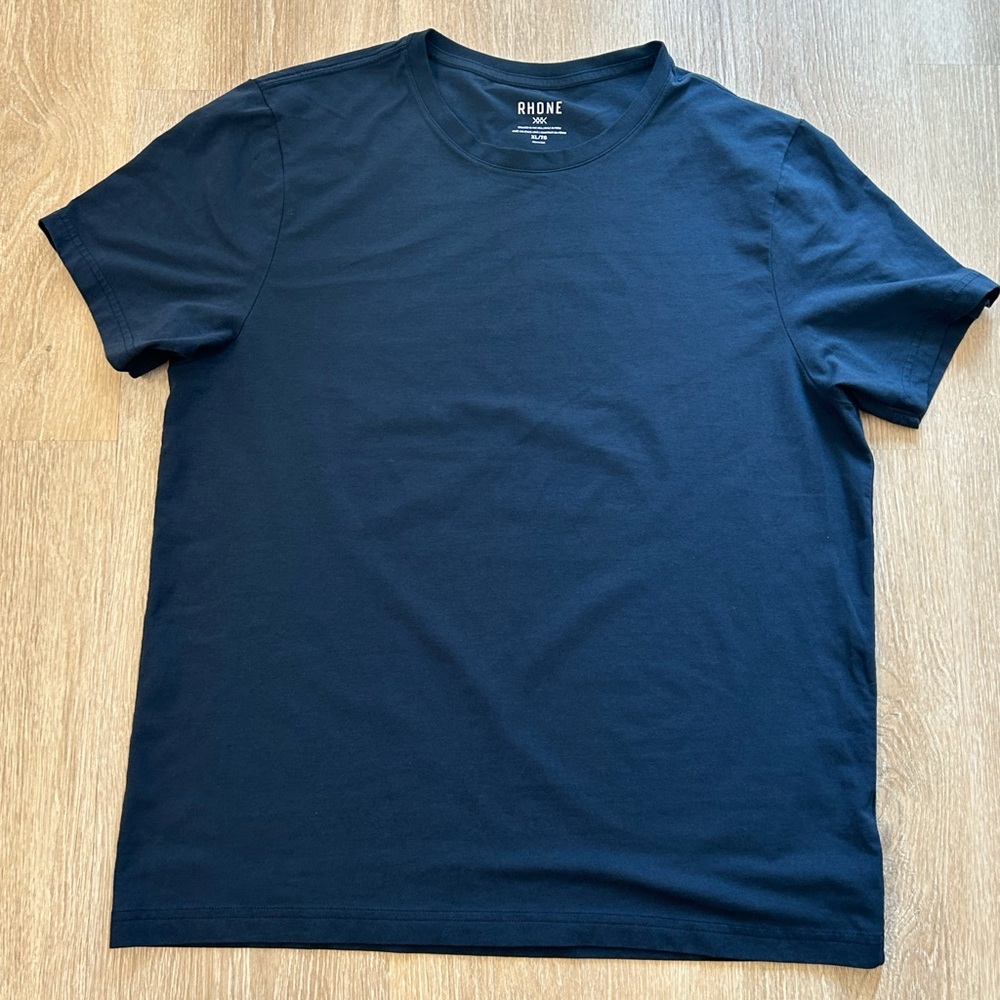 RHONE Men's Element Crewneck Tee in Deep Navy